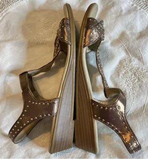Rialto Gemma Low Wedge Slingback Sandals Bronze Gold Balls NO SIZE Approx 7-7.5 thumbnail 7