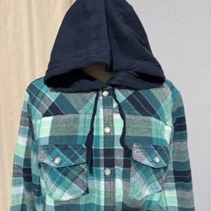 Legendary Whitetails Womens Green Plaid Hooded Flannel Shirt Large 6578 Shacket‎ thumbnail 3