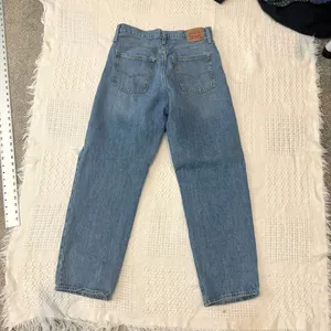 Levi's 30 '94 Baggy mid rise straight leg distressed jean J2 2753 thumbnail 11