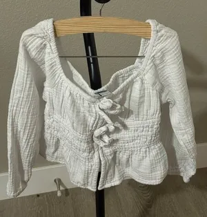 Old Navy White Textured Blouse thumbnail 1