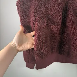 Lululemon Textured Fleece 1/2 Zip Hoodie Pullover Sweater Red Merlot‎ Womens 14 thumbnail 3