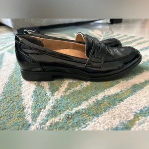 Naturalizer Black Patent Leather Milo Slip On Loafers thumbnail 6