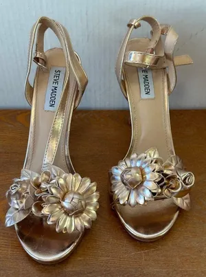 Steve Madden Women's High Heel Ankle Strap Sandal Rose Gold Sze 7 / 38 Sku 2869 thumbnail 3
