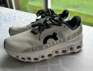 On Cloud Cloudmonster Shoes thumbnail 1