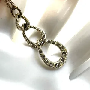 Avon triple teardrop vintage pendant necklace thumbnail 9