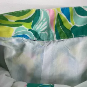 Lilly‎ Pulitzer Tropical Floral Print Shorts Womens Small High Rise Pleated thumbnail 6