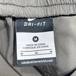 Nike Dri-FIT Women's Olive Green Jogger Pants Size Medium Athleisure Comfortable thumbnail 8