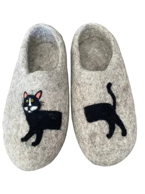 Haussimple Wool Handmade Tan Boiled Wool Felt Slippers Black Cat size 9 thumbnail 1