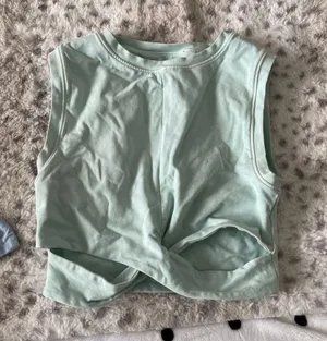 Forever 21 Athletic Tank Top thumbnail 1