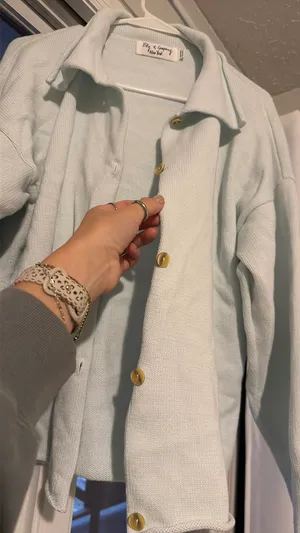 Baby blue long sleeve thumbnail 3
