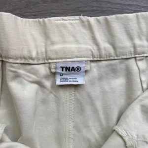 Aritzia TNA Belted Cargo Pants thumbnail 6