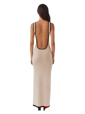 Peppermayo Lost In Paris Knit Maxi Dress – Tapioca
Size M/L thumbnail 3