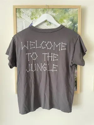 Daydreamer Guns N Roses Welcome To The Jungle Graphic Band Tee Size Small thumbnail 6