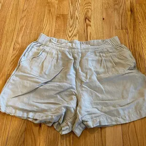 A new day‎ khaki shorts size medium elastic waist thumbnail 1