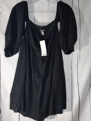 Urban Outfitters UO Caterina Linen Blend Off-The-Shoulder Babydoll Mini Dress thumbnail 1