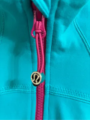 Lululemon Women’s Forme BrushedSurge Teal Zip-Up Jacket with Pink Accents 4 thumbnail 6