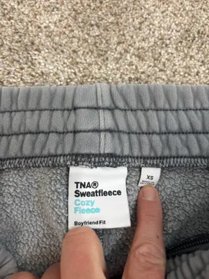 TNA Aritzia Sweatfleece Boyfriend Sweatpants Cozy Fleece Joggers Womens XS Gray thumbnail 8