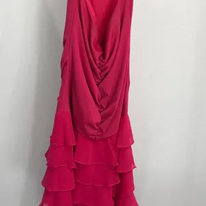 Gorgeous V- neck Ruffle Dress Juniors size S thumbnail 2