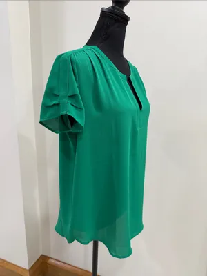 Pleione women’s Green Short Sleeve Blouse size S thumbnail 2