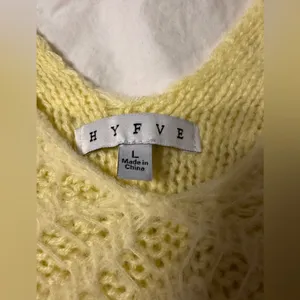 HyFve V-Neck Patterned Long Sleeve Yellow Knit Women's Sweater - Size L thumbnail 8