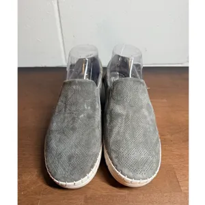 Bella Vita Women Gray Perforated Suede Slip‎ On Sneakers Comfort Casual Size 8.5 thumbnail 2