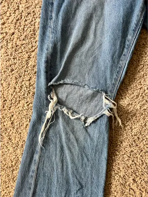American Eagle Outfitters Jeans Ripped 90s  thumbnail 2