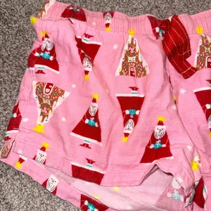 Old Navy Pink Santa Print Women's Shorts thumbnail 2