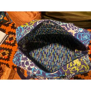 Vera Bradley Retired Katalina Blues Large Weekender Quilted Floral Duffel Bag thumbnail 6
