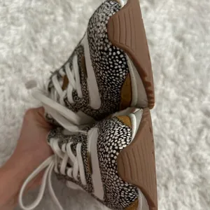 Madewell Deer Patterned Athletic Leather Cowhair Sneakers Pinterest thumbnail 6