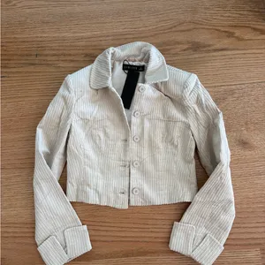 Lioness jacket top thumbnail 2