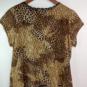 Bay Studio L Animal Print Golden Leopard Stretch Top thumbnail 8