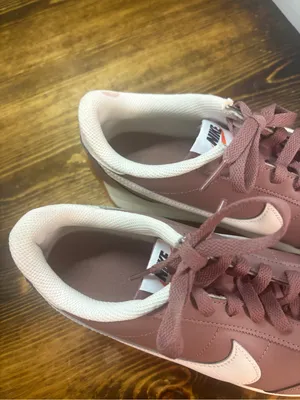 Nike mauve pink sneakers size 7 thumbnail 4