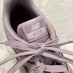 New Balance 009 Sneakers Women’s Size 7 Lace Up Blush Rose thumbnail 3