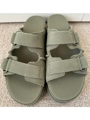 UGG Goldenstar Platform Slide Sandal Shaded Clover Green New Women's 11 / EU 42 thumbnail 2