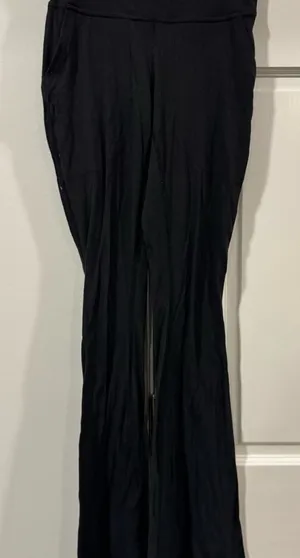 Outdoor Voices Flared Black Leggings thumbnail 1