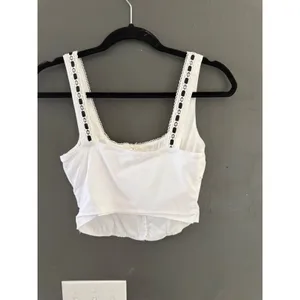 MINE Womens White‎ Corset Crop Top Lace Trim Black Ribbon Hook Eye Front Medium thumbnail 6