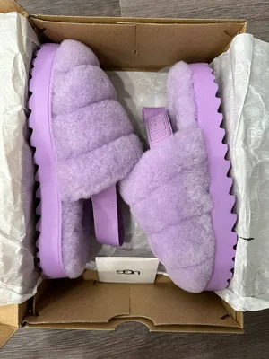 UGG Slippers thumbnail 5