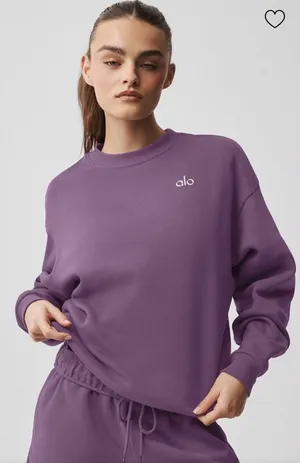 ALO Yoga NWT Accolade Crew Neck Pullover Plum Kiss Size M SOLD OUT Color thumbnail 1