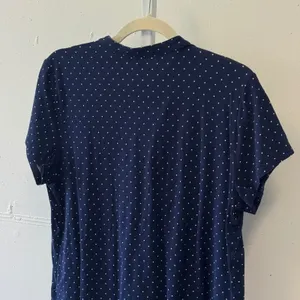 Lands End Navy Blue Polka Dot Pintuck Henley Top Short Sleeve Sz M 10-12 544524 thumbnail 4