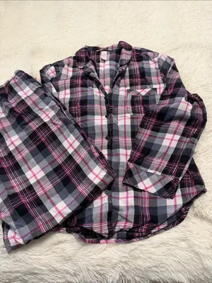 Victoria's Secret Black, White & Pink Plaid Pajama Set thumbnail 3