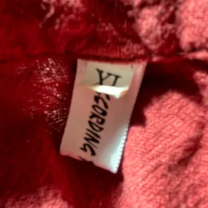 Over the Horizon Red Jean Jacket Button-Up Collared V Neck Pocketed SZ XL Top thumbnail 9
