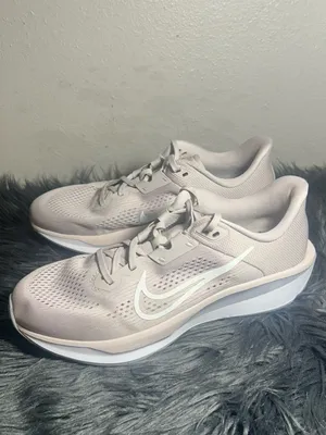 Nike Quest 6 'Pink Wolf Grey'WOMEN'S Shoes Pale Pink & White Size 10 thumbnail 5