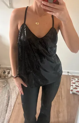 Grace Karin Black sequin top thumbnail 1