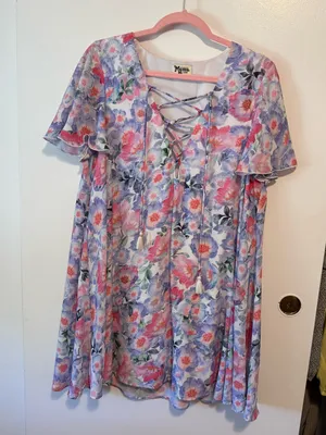 Show Me Your Mumu Lavender & Pink Floral Lace-Up Tunic thumbnail 4