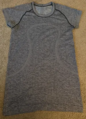 Lululemon Swiftly Tech Short Sleeve 6 thumbnail 1