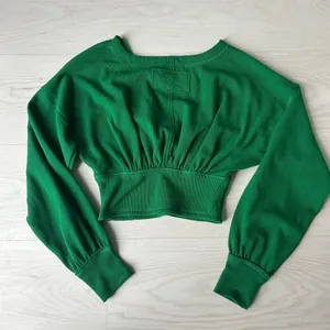 We the Free Kelly Green Cropped Wrap Top V-Neck Longsleeve Blouse Size XS thumbnail 5