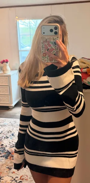 Sweater dress Multiple thumbnail 1