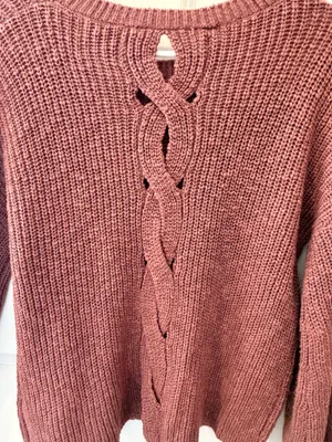 Pink Rose Dusty Rose Sweater Size Medium thumbnail 5
