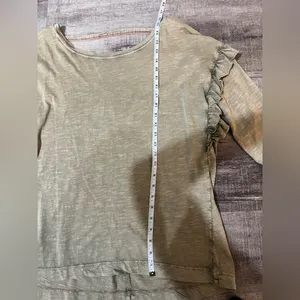PILCRO BY ANTHROPOLOGIE Ruffle Open Back Long Sleeve Tee - Moss thumbnail 8