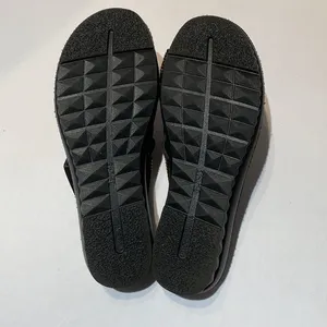 M G Slide Sandals with Rhinestones. Size 8 1/2. thumbnail 7